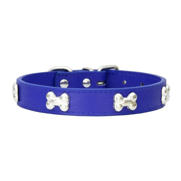 Collier cuir chien bleu foncé avec os métal, résistant et sécurisant.