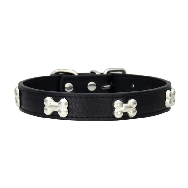 Collier cuir chien noir avec os métal, sobre et résistant.